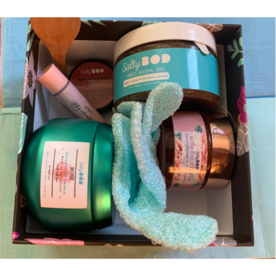 Rose Skincare & Candle Set - Image 2